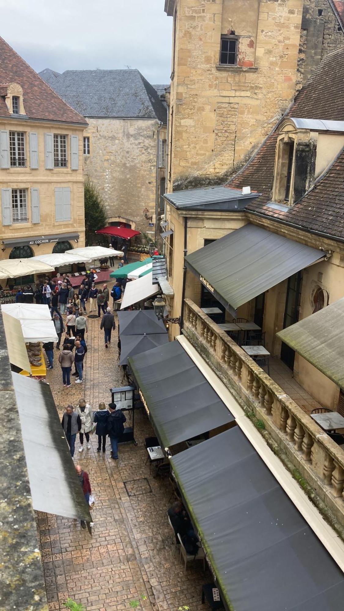 Au Coeur Du Centre Historique De Sarlat Apartment Exterior photo